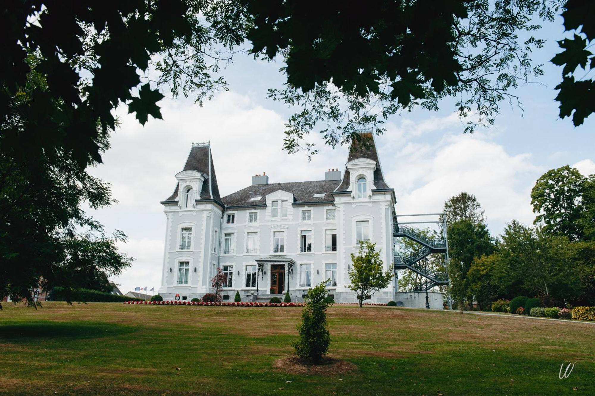 Hôtel Château de la Marlière Fourmies Exterior foto